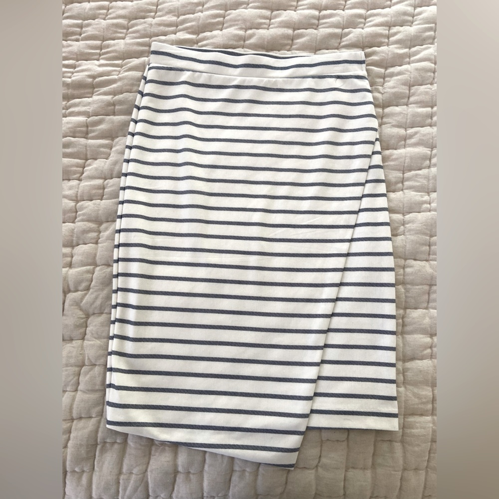 Pencil skirt